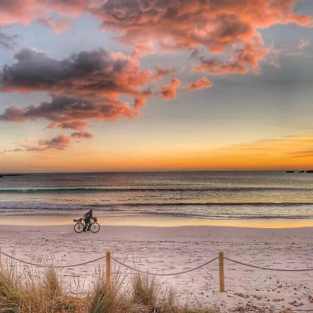 Casa Lo-la - Sereno Y Lujoso Con Balcon * Cala'N Bosch (Menorca)